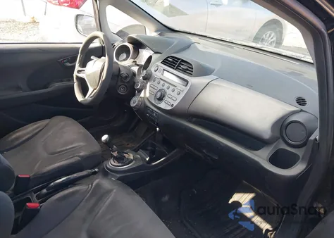 2010 Honda Fit z USA, uszkodzony, nr VIN JHMGE8G25AC001617